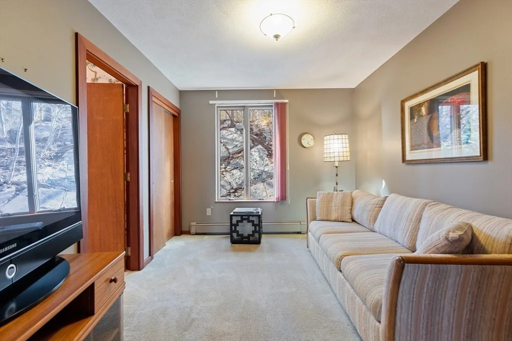Photo of 92 Hesperus Ave