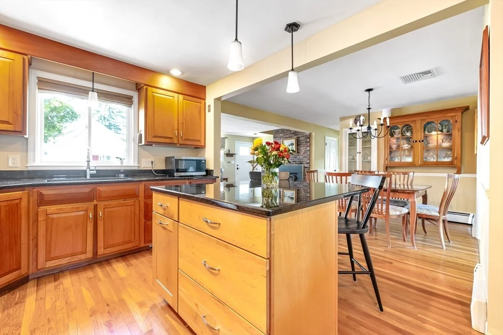 Photo of 28 Cottage St
