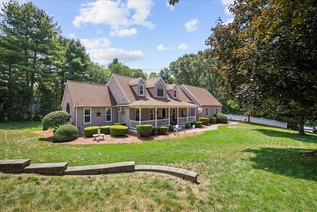 Photo of 26 Crestview Dr