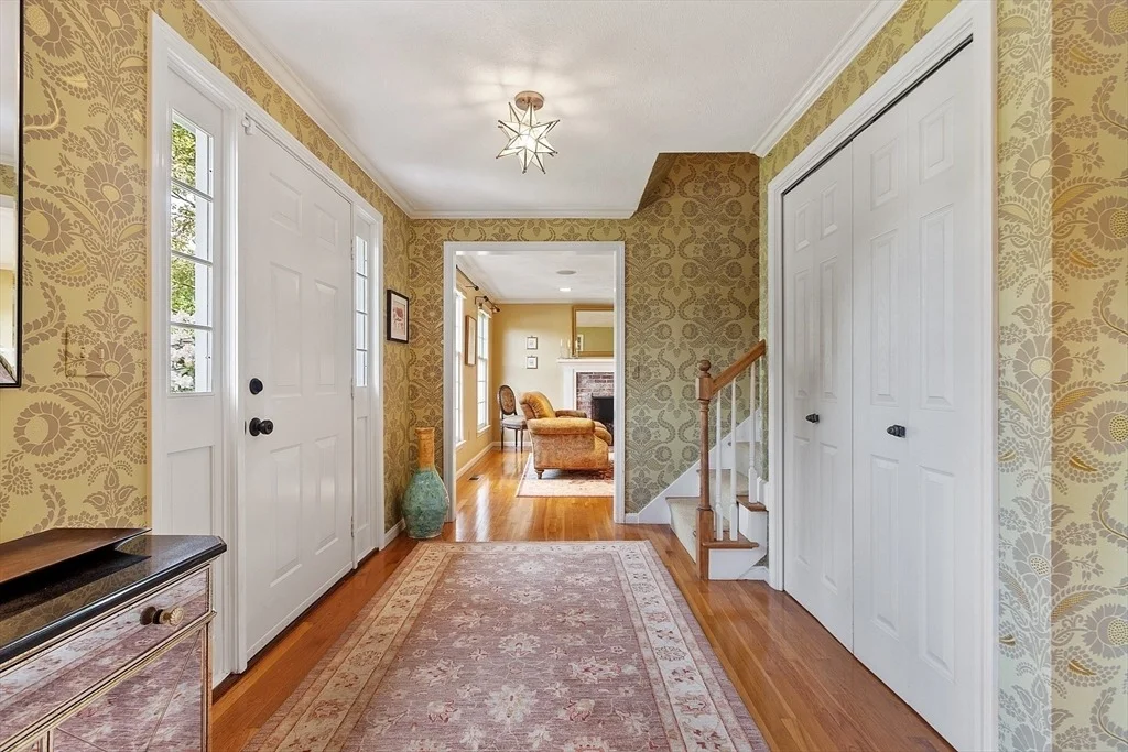 Photo of 166 Harrington Ave