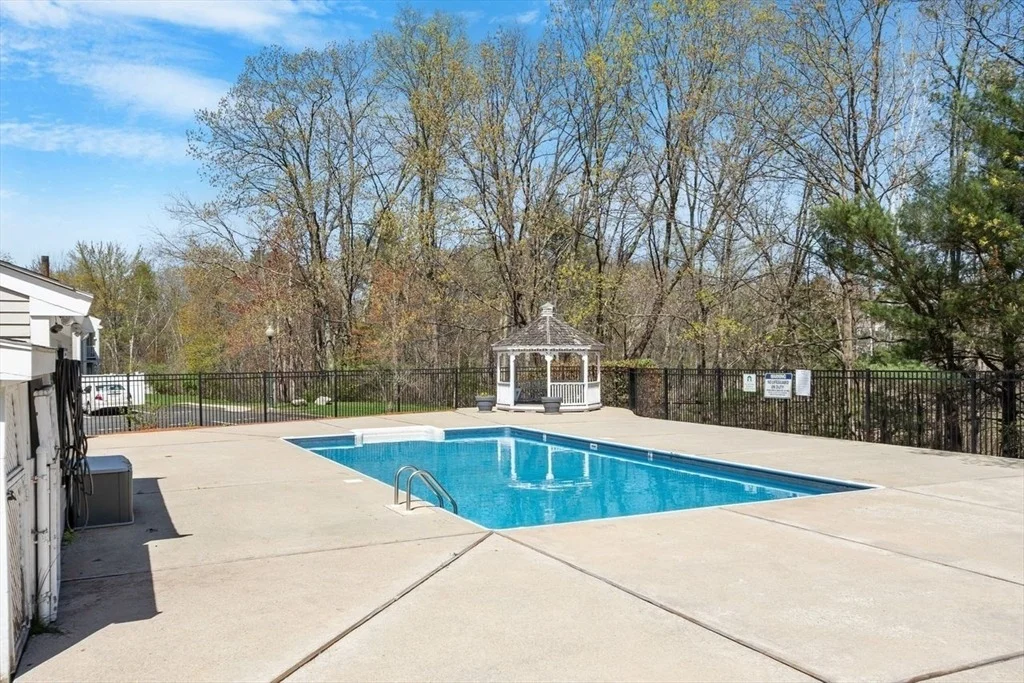 Photo of Unit D at 500 Brookside Drive