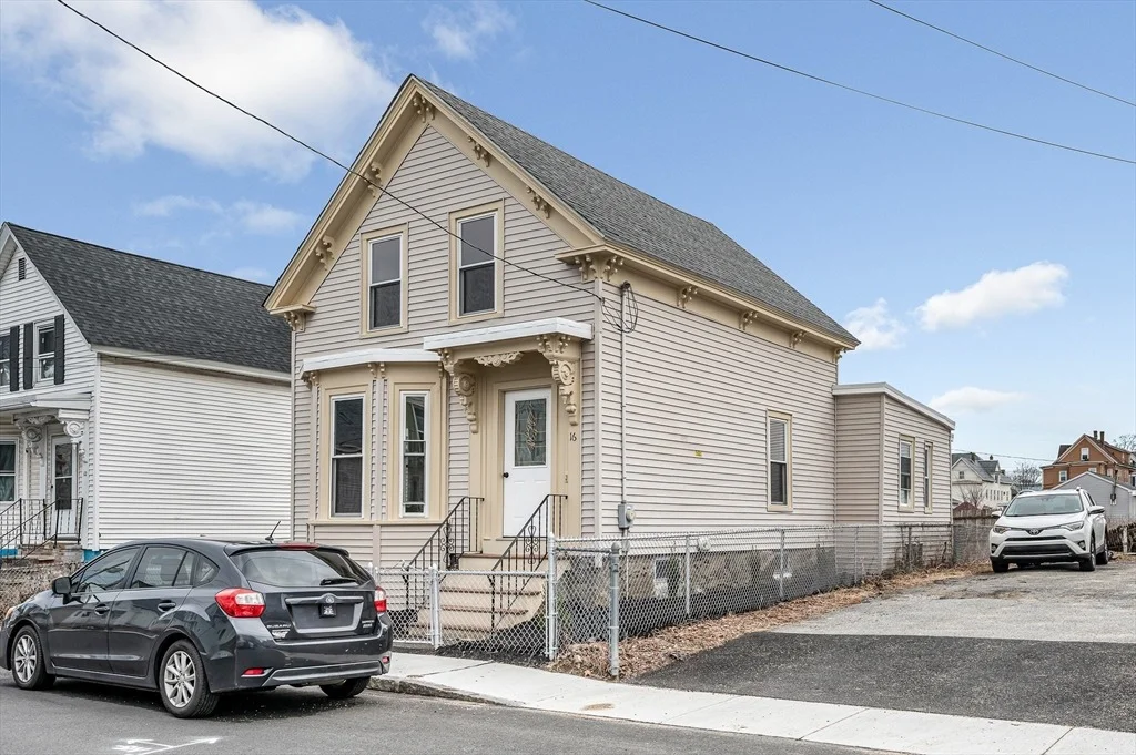 Photo of 16 Bachelder St