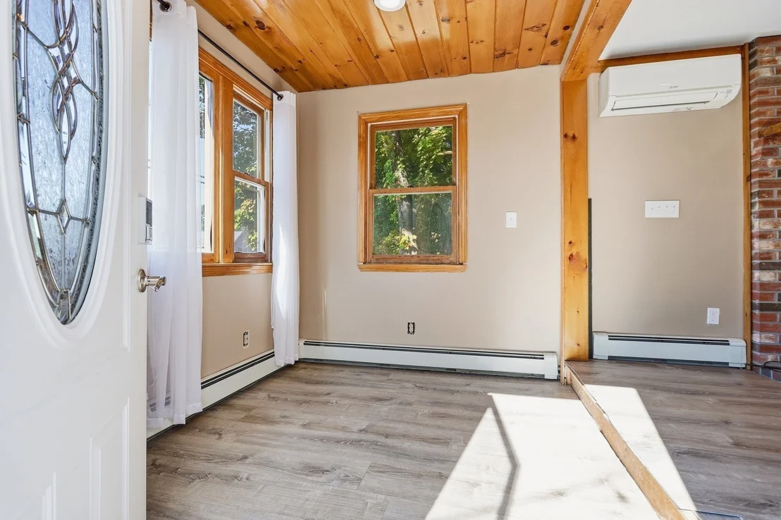 Photo of 141 Long Pond Dr