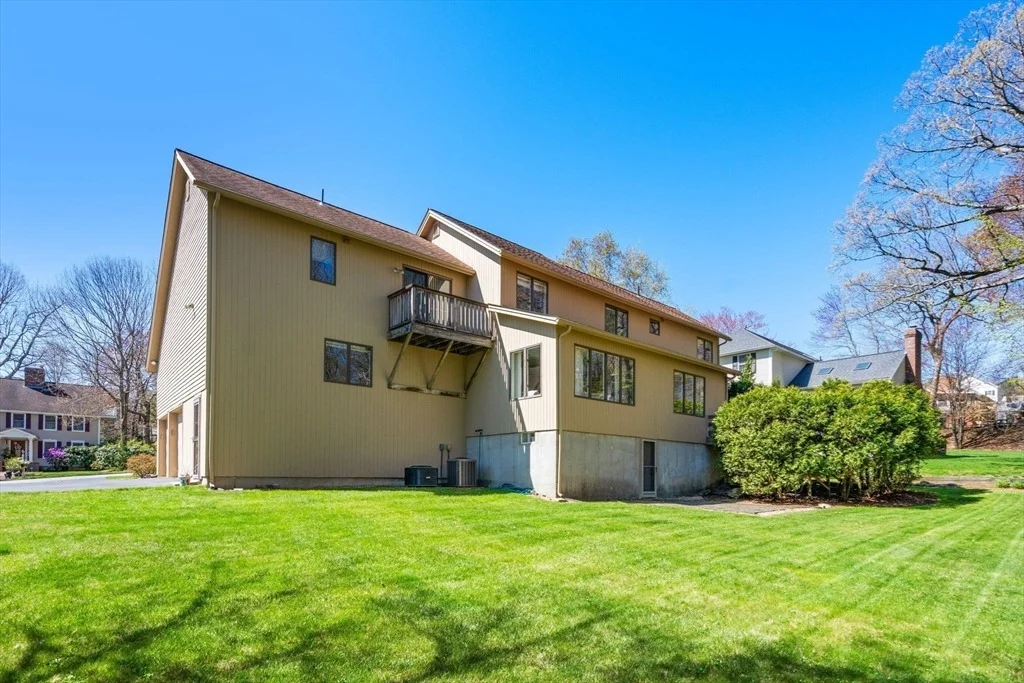 Photo of 26 Whisper Dr