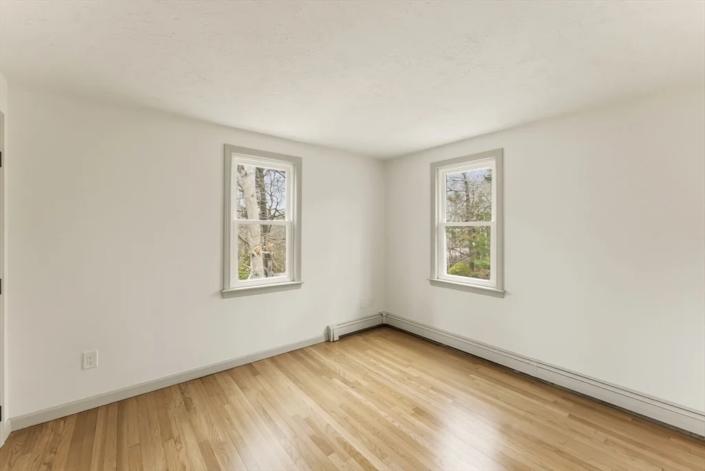 Photo of 1 Forest Rd