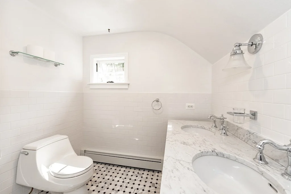 Photo of 759 Williams St