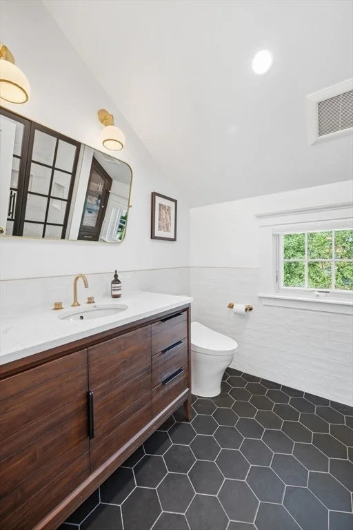 Photo of 31 Elm Street