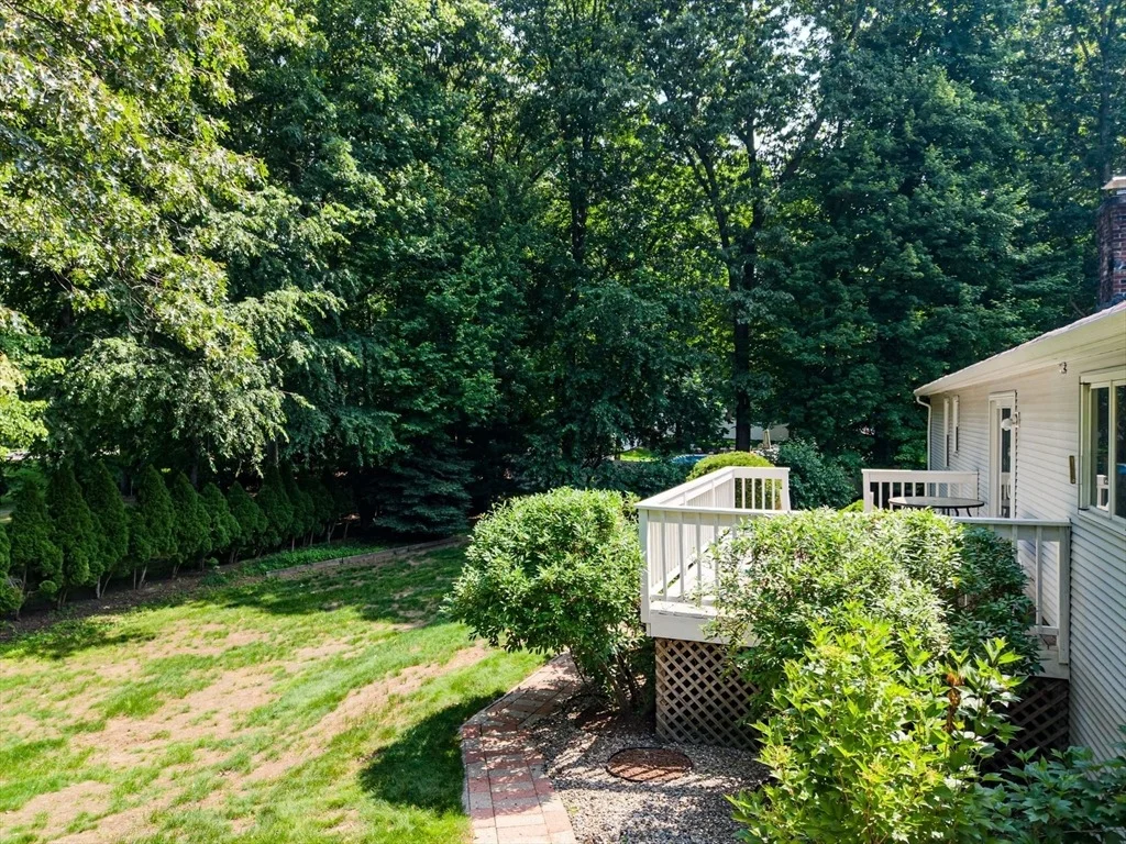 Photo of 52 Wellesley Dr