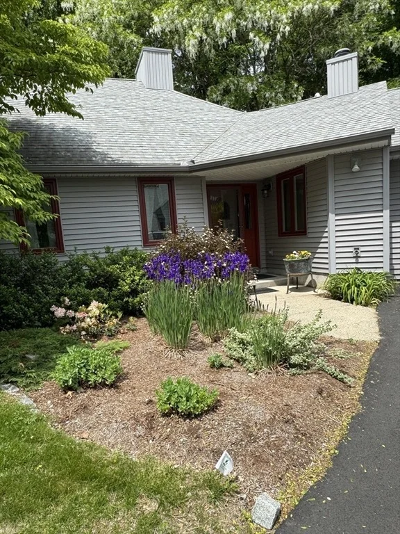 Photo of Unit 3 at 3 Baldwin Ln