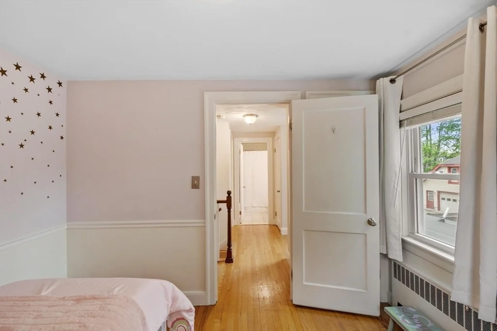 Photo of 152 Oak Street