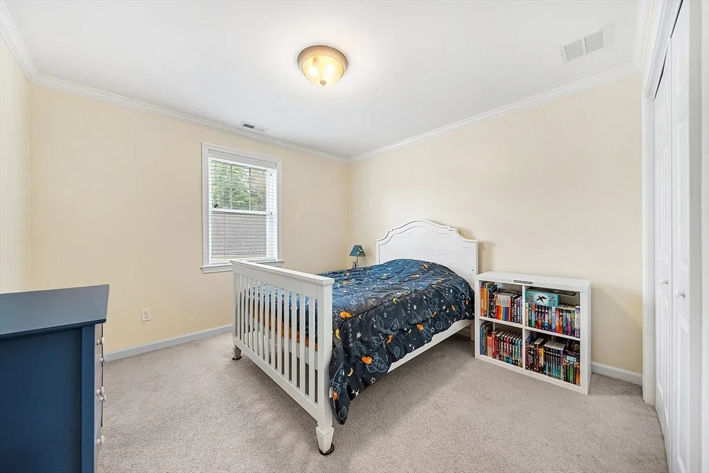 Photo of 17 Russell Rd