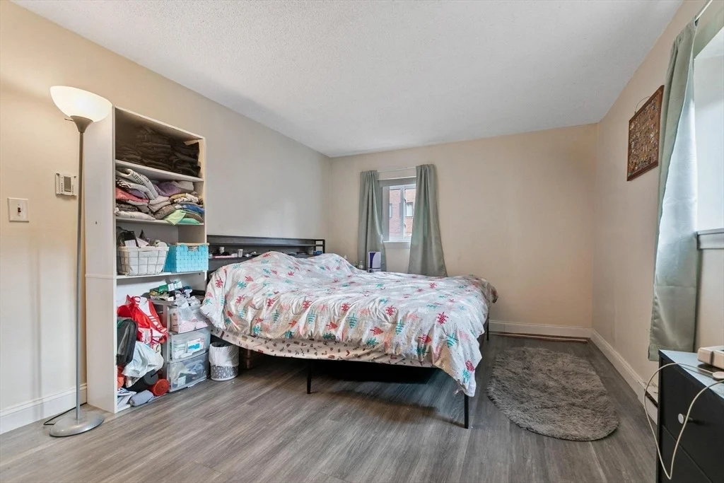Photo of Unit B at 81 Nicholas Rd