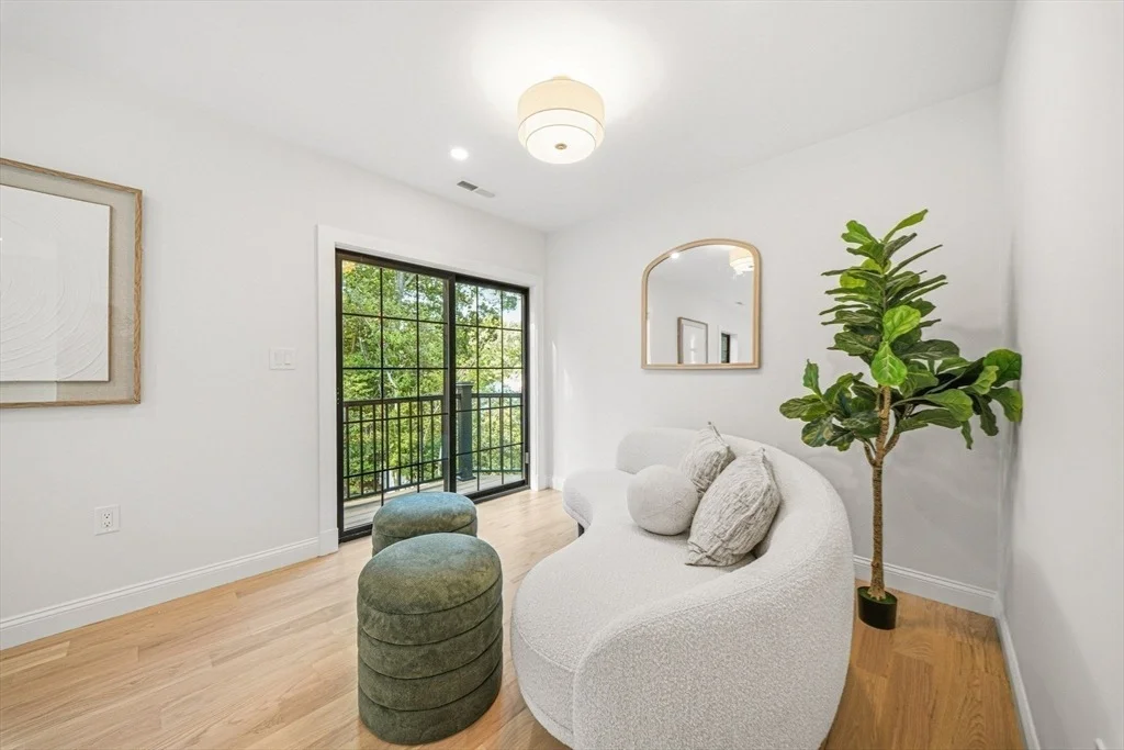 Photo of 211 High Rock St.