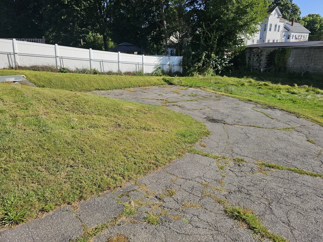Photo of 22 Winchester Ave