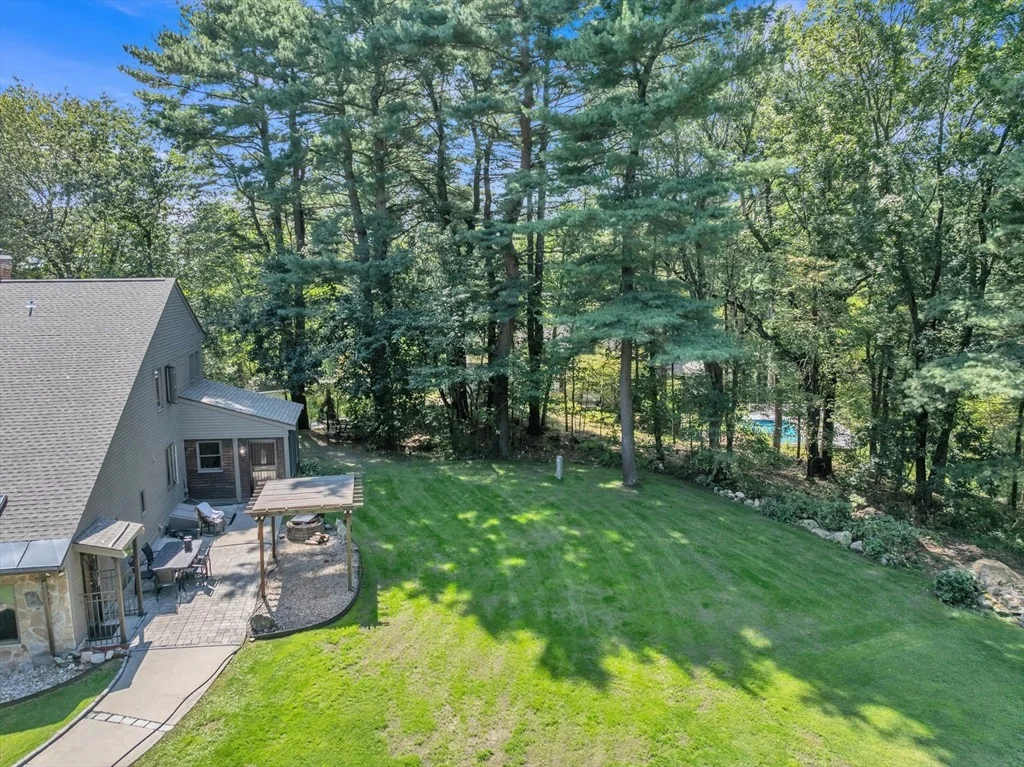 Photo of 8 Brookside Rd