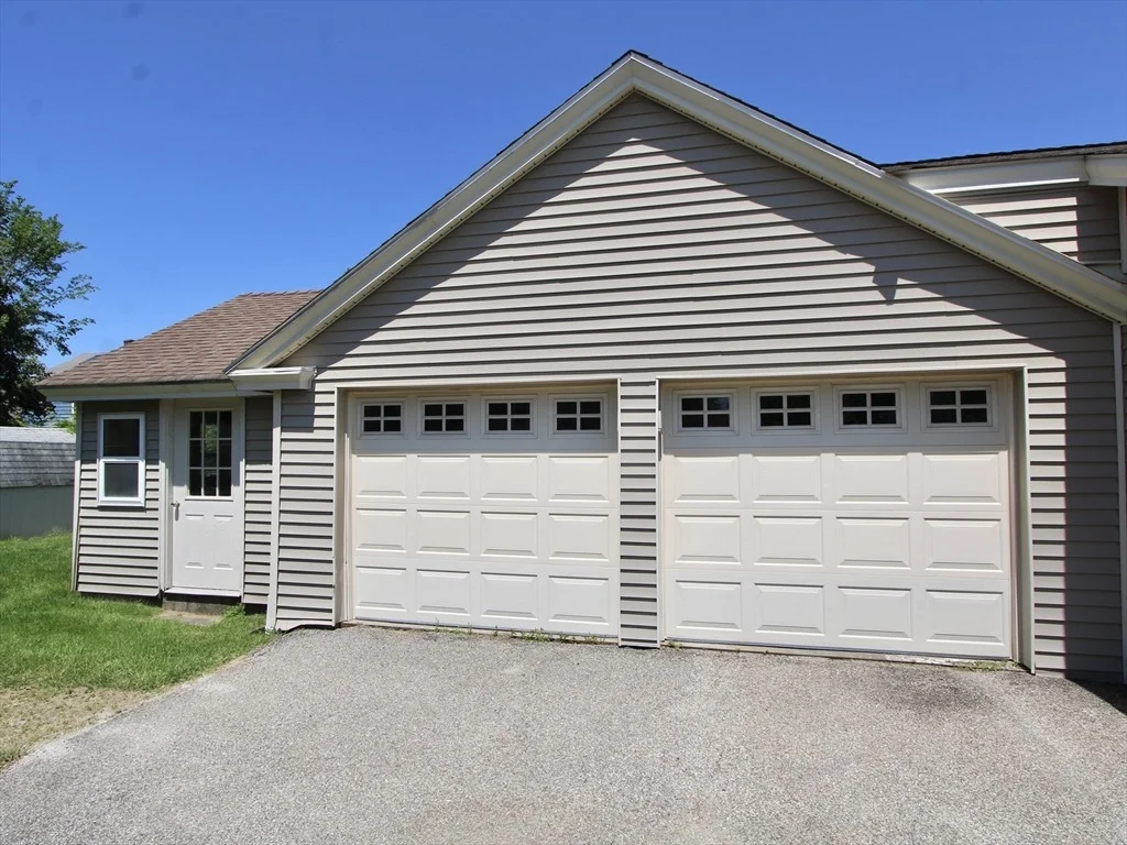 Photo of 25 Rollinson Rd