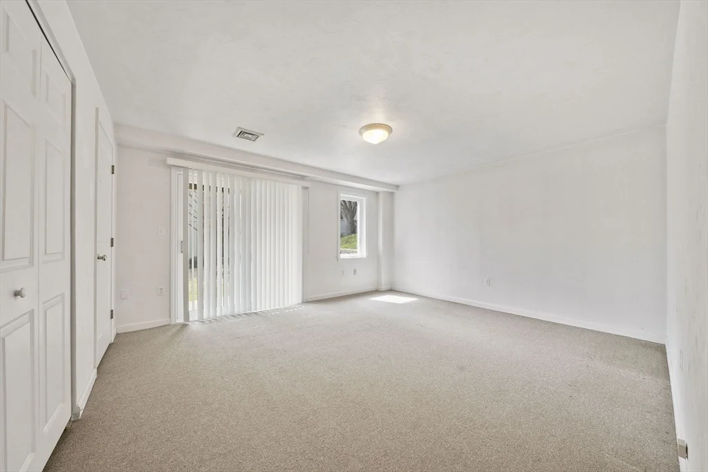 Photo of Unit B at 65 Maple St