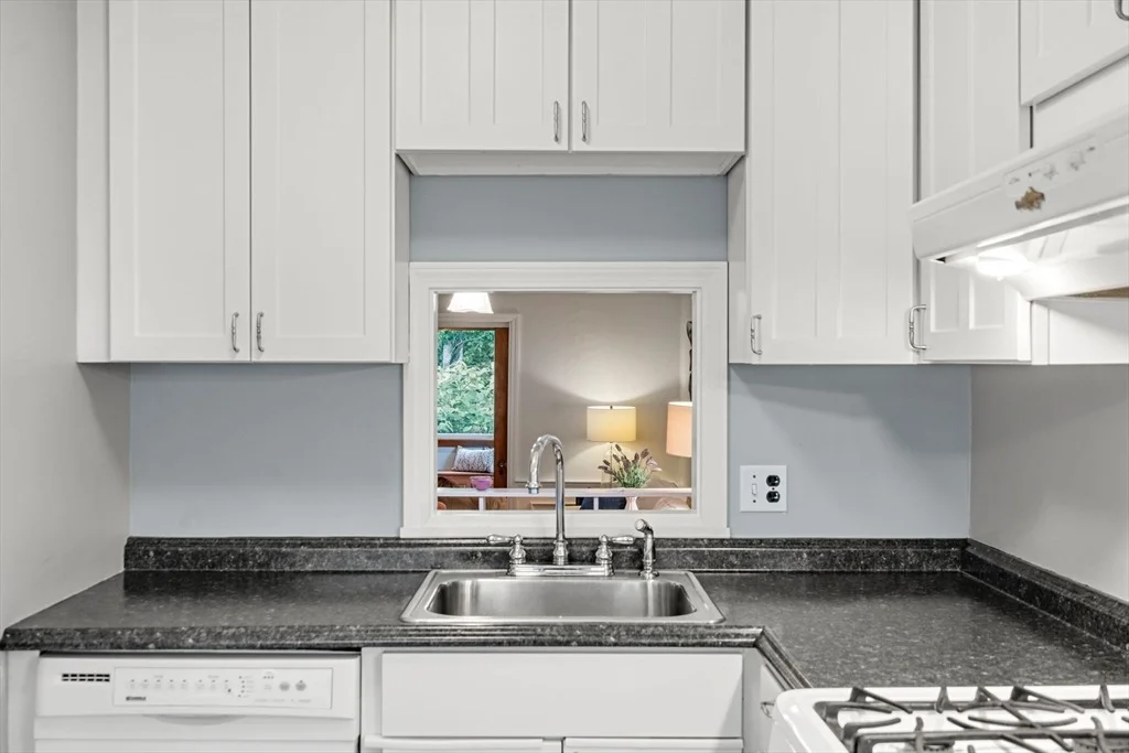 Photo of 18 Lincoln Park