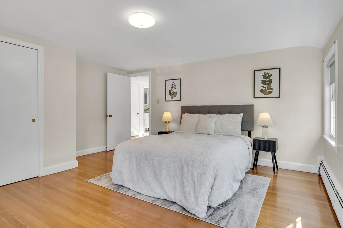 Photo of 33 Stowecroft Rd