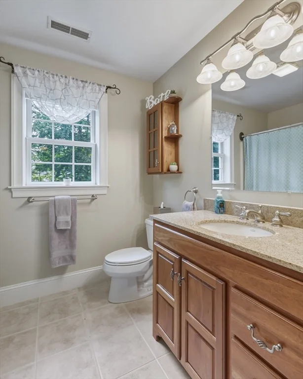 Photo of 2 Bayberry Ln