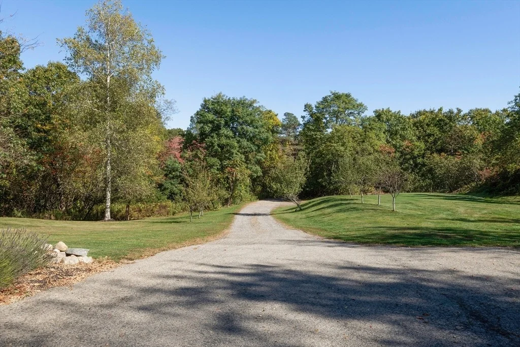 Photo of 29 Heartbreak Rd