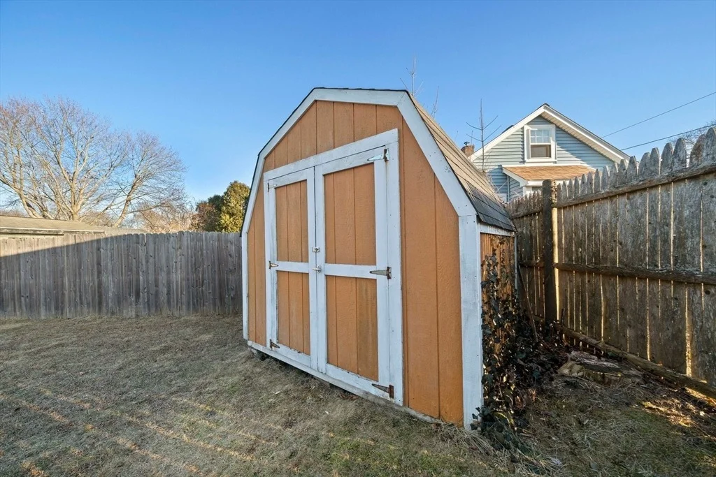 Photo of 20 Dundee Dr.