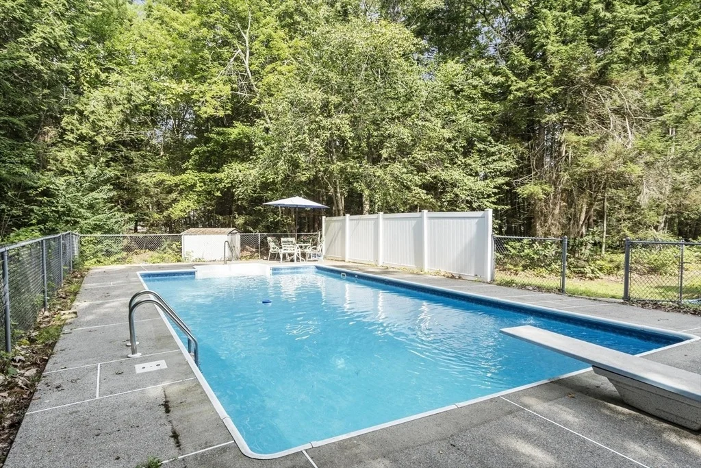 Photo of 99 Baptist Common Rd