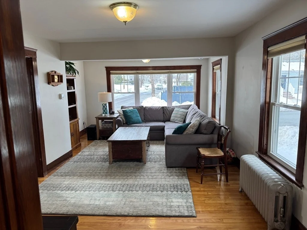 Photo of 32 Lawrence St