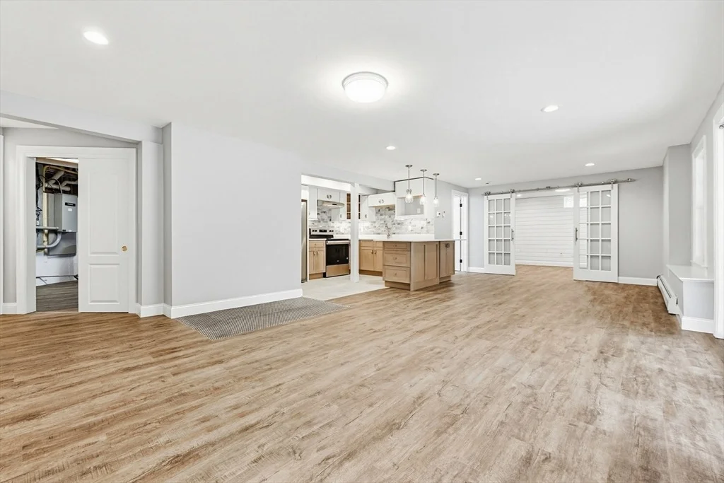 Photo of 2 Fieldstone Dr