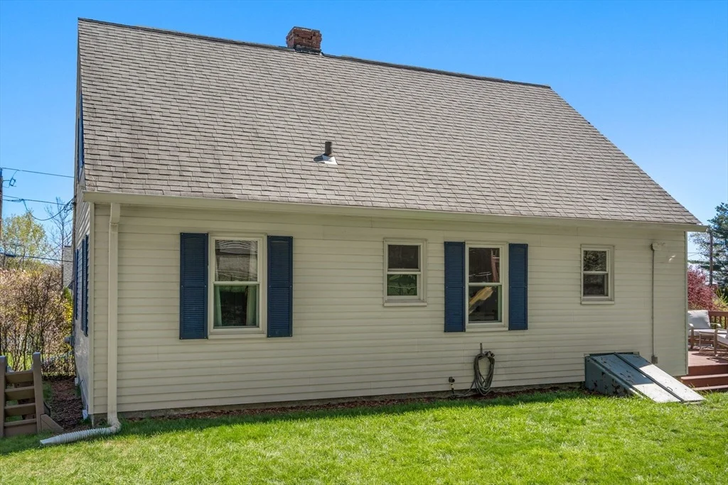 Photo of 14 Davis Rd
