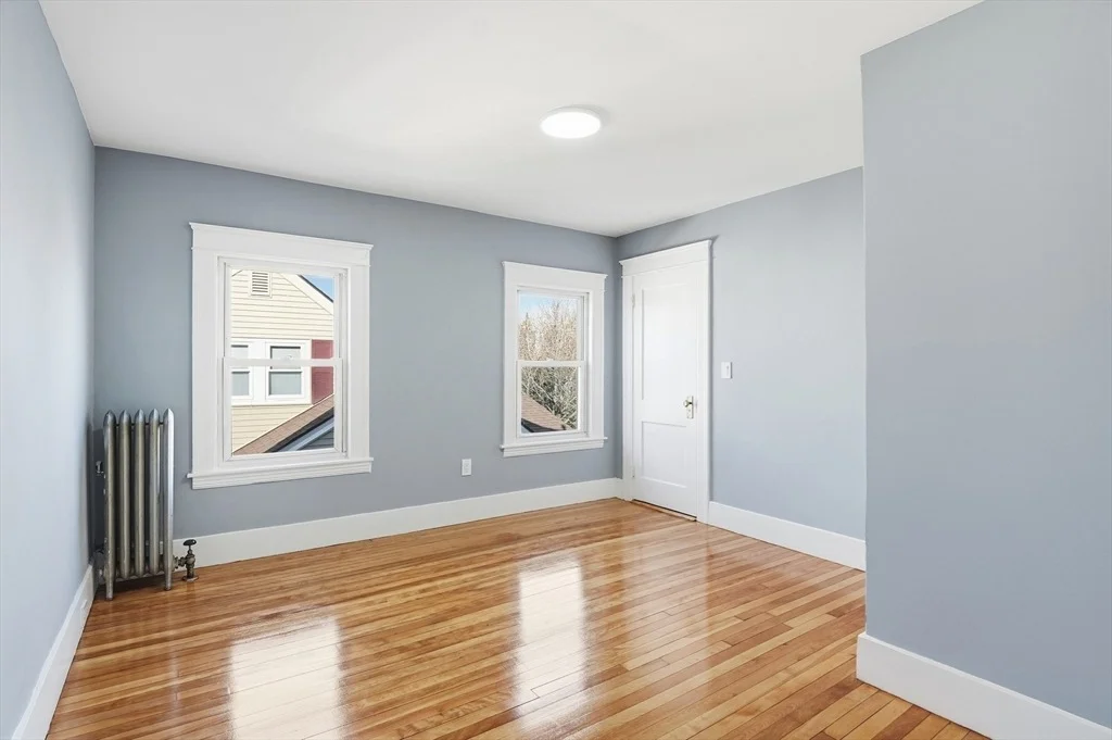 Photo of 323 Burncoat Street
