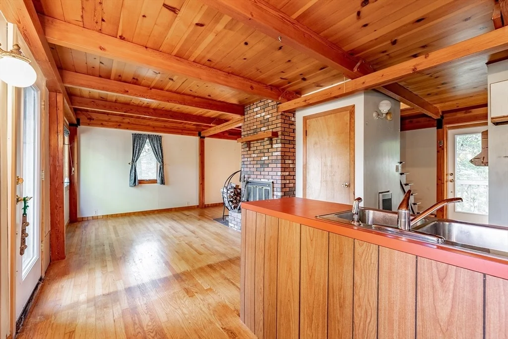 Photo of 201 Fox Den Rd