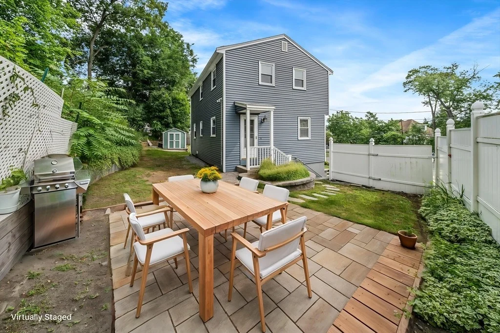 Photo of 17 Dale Cir.