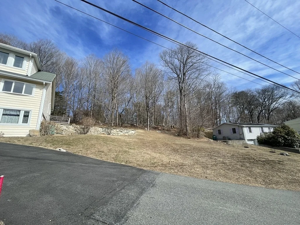 Photo of 55 Cogswell Ave