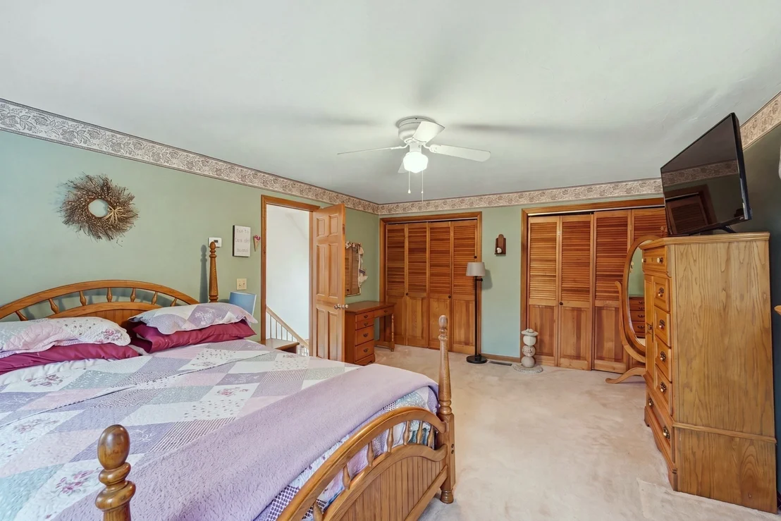 Photo of 235 Pierce Rd