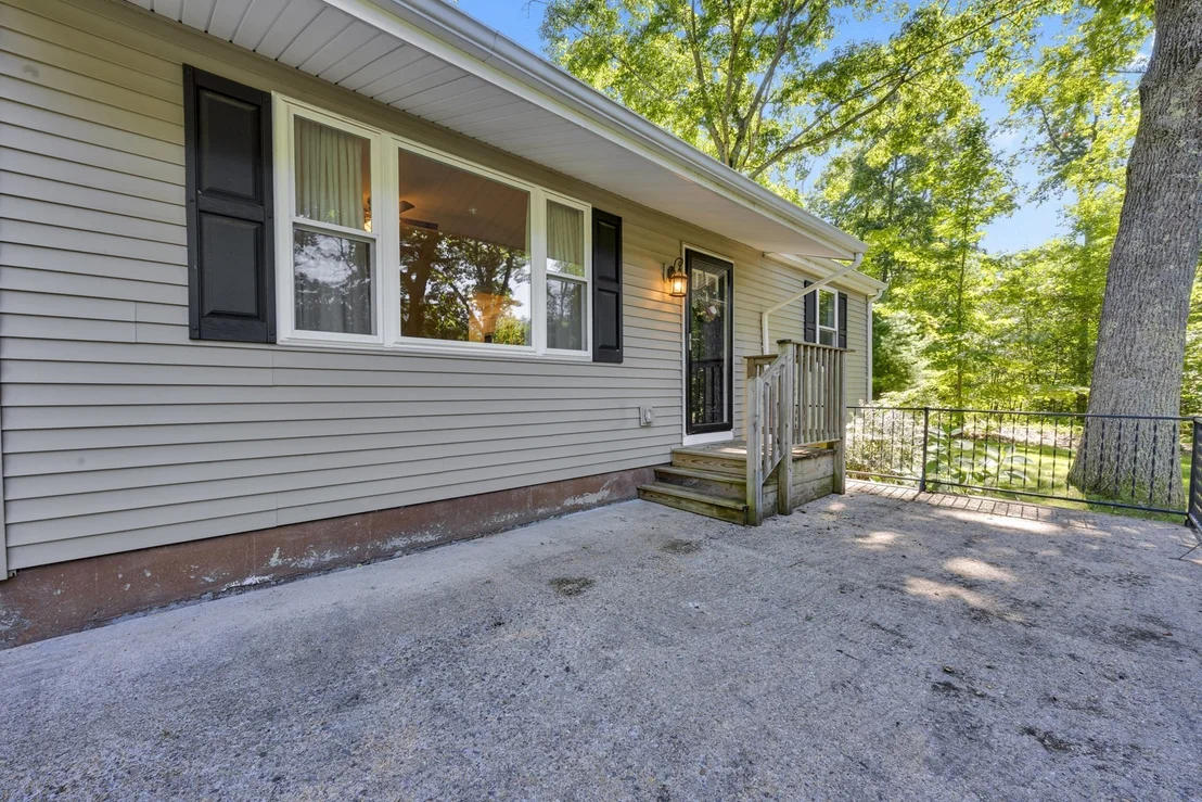 Photo of 6 Barrett Rd