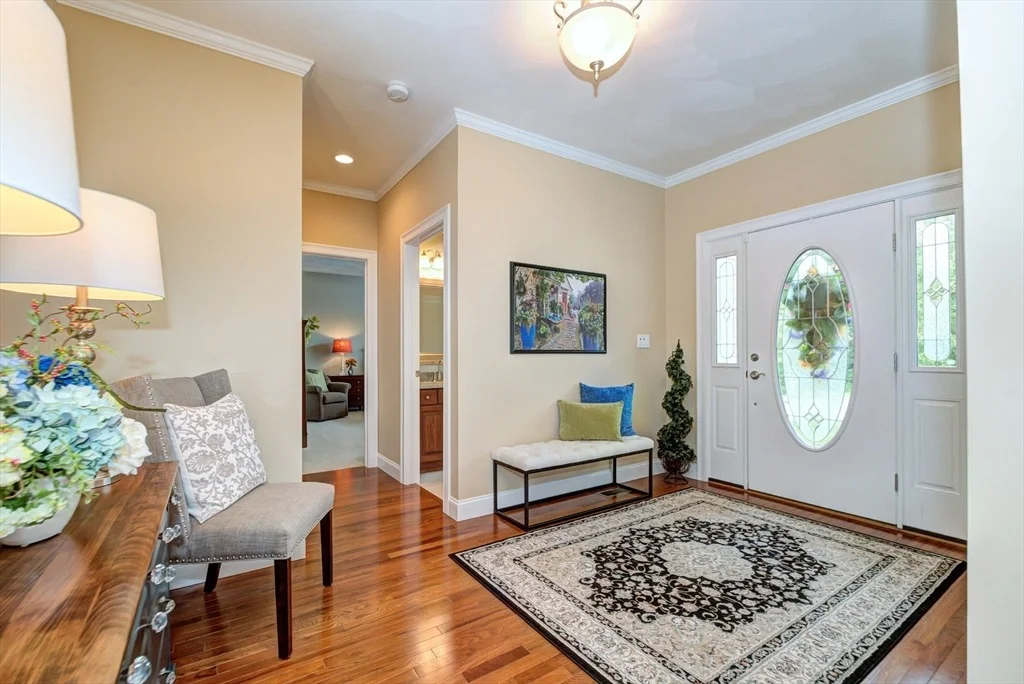Photo of Unit 10 at 10 Dunrobin Cir