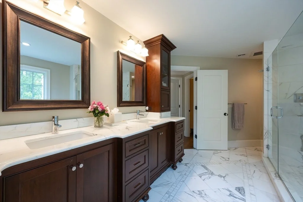 Photo of 5 Copperbeech Circle