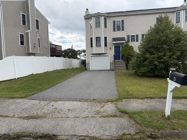 Photo of 4 Pearlbush Path
