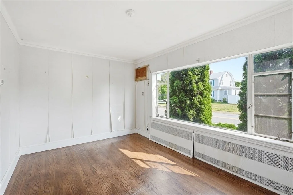 Photo of 7 Fales Rd