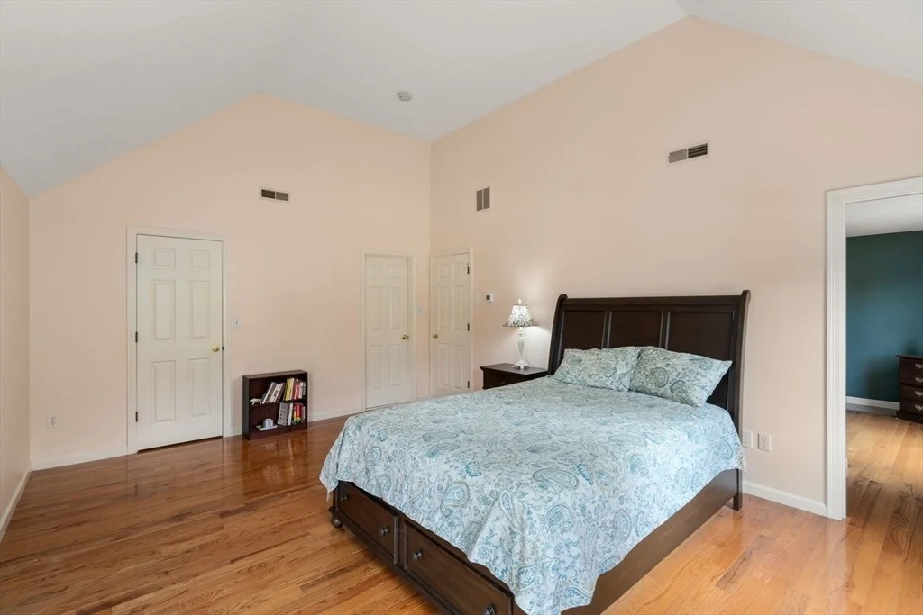 Photo of 8 Piccadilly Way
