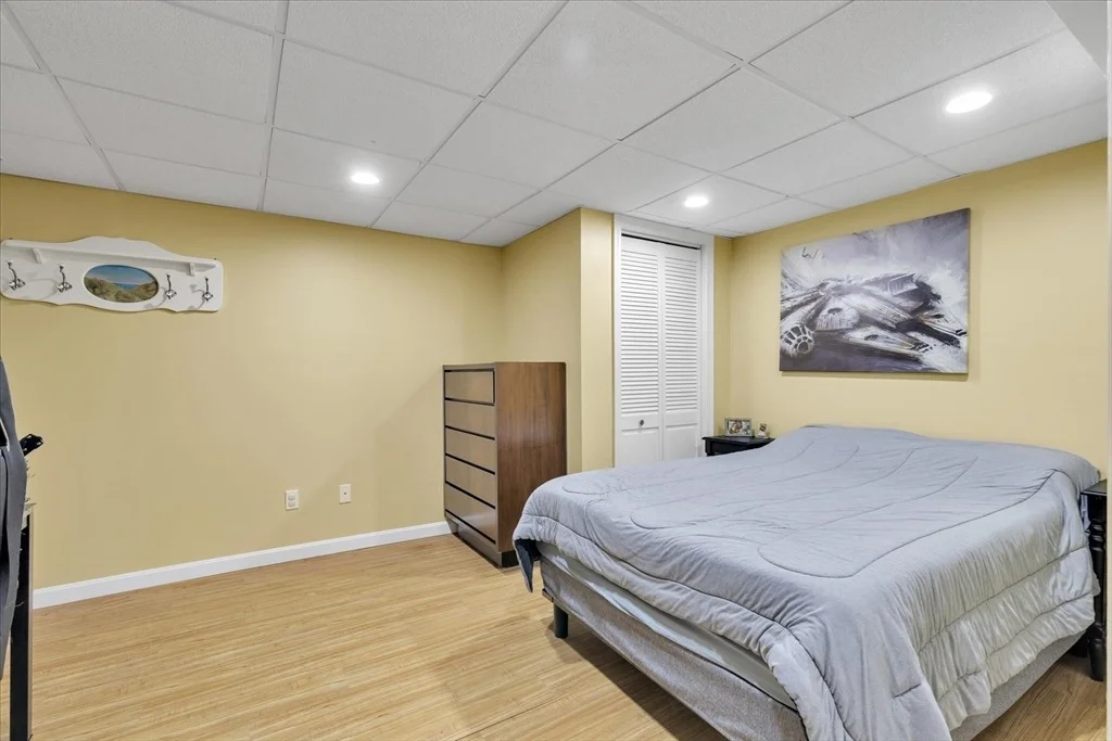 Photo of 40 Waterfield Rd