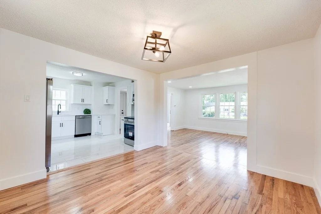 Photo of 1386 Piper Rd