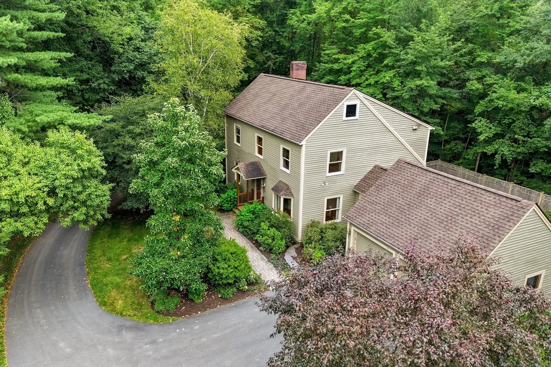 Photo of 16 Birch Ln