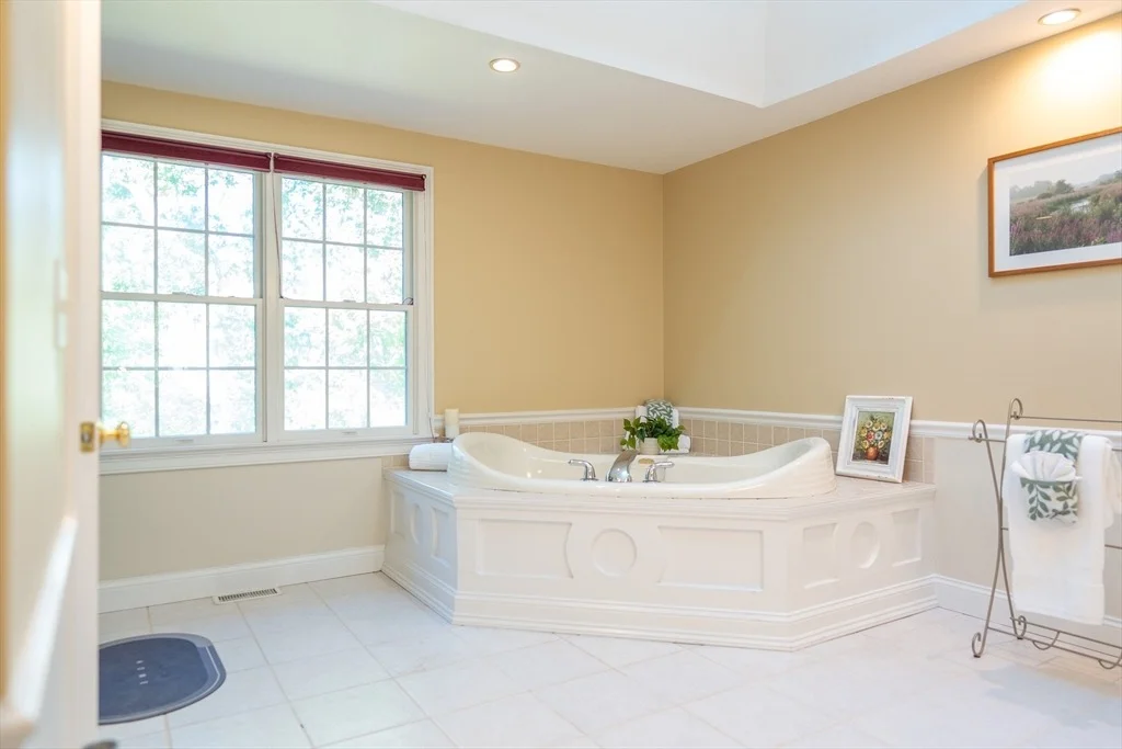 Photo of 62 Three Ponds Dr