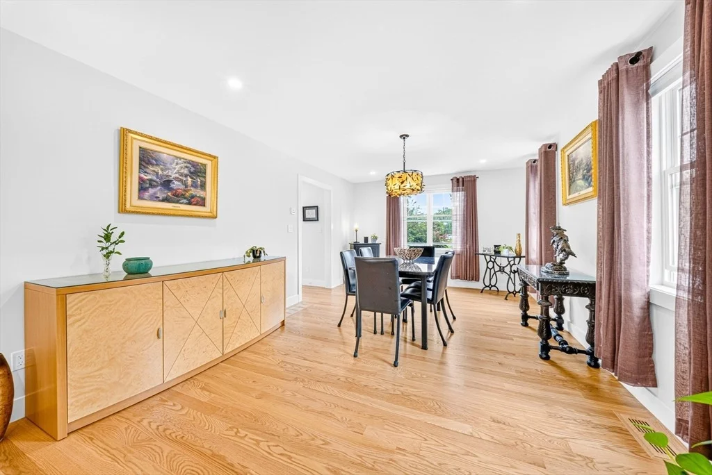 Photo of 2 Sequoia Street