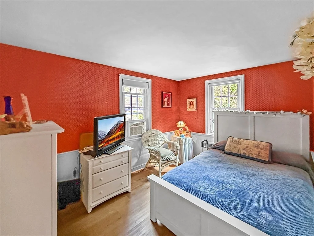 Photo of 8 Thorndike Rd