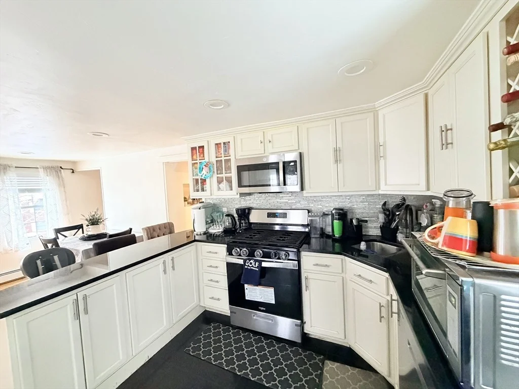 Photo of 12 Danforth St