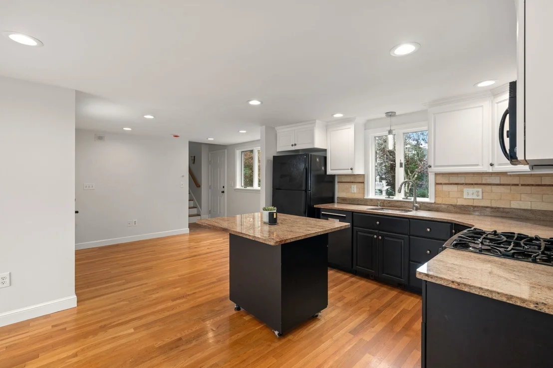 Photo of 358 Central Ave
