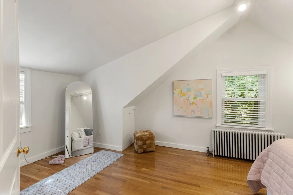 Photo of 11 Stratham Rd